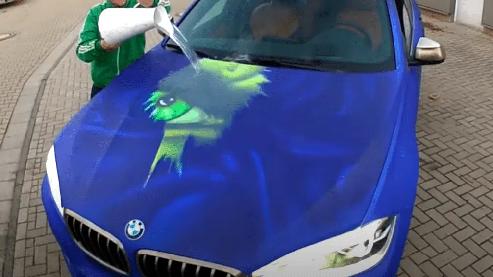 This paint melts away to reveal secret artwork underneath – Supercar Blondie